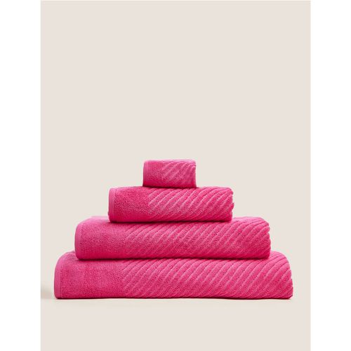 Cotton Rich Plush Quick Dry Towel pink - Marks & Spencer - Modalova