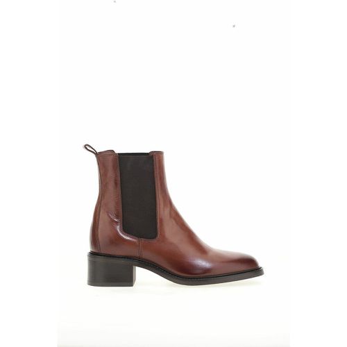 Leather Chelsea Boots with Square Toe - MJUS - Modalova