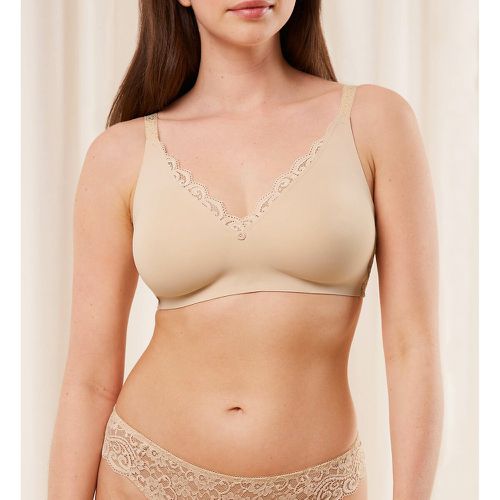 Amourette Minimiser Bra without Underwiring - Triumph - Modalova