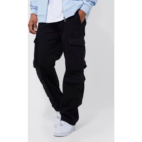 Pantaloni Cargo rilassati in twill effetto vellutato a vita fissa - boohoo - Modalova