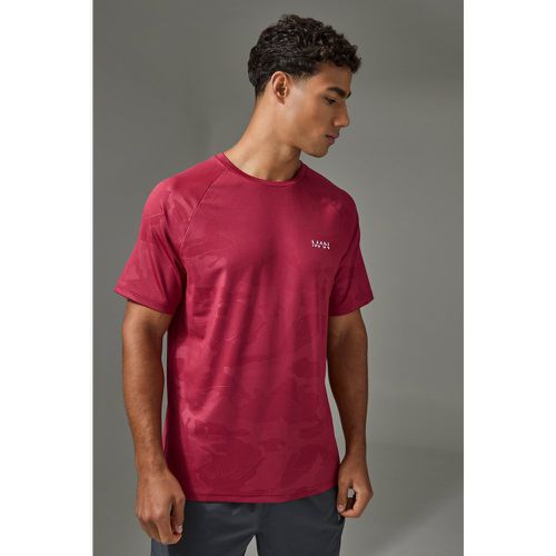 Camiseta Man Active De Ranglán Resistente Con Estampado De Camuflaje - boohoo - Modalova