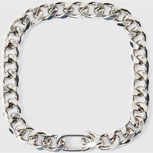 Bracciale in metallo color argento con fibbia spessa - boohoo - Modalova