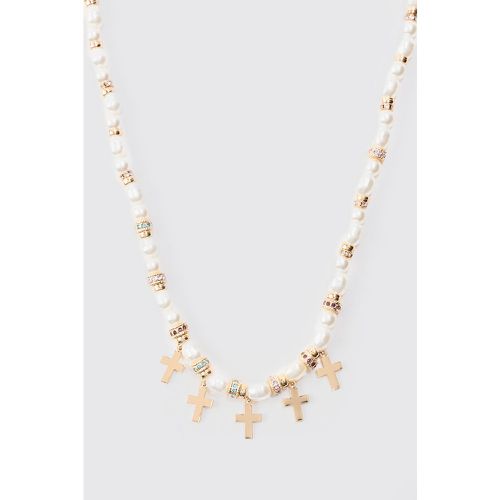 Pearl Bead Necklace With Cross Charms In Gold - boohoo - Modalova