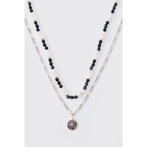 Collana con pendente a catena di perle - boohoo - Modalova
