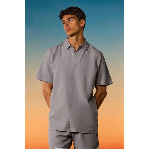 Oversized Linen Concealed Placket Shirt - boohoo - Modalova