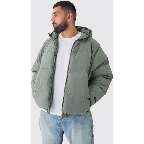 Cappotto piumino Plus Size Man Regular Fit con cappuccio - boohoo - Modalova