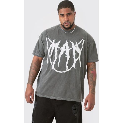 T-shirt Plus Size Core Man grigia con stampa a caratteri arrotondati e catena - boohoo - Modalova