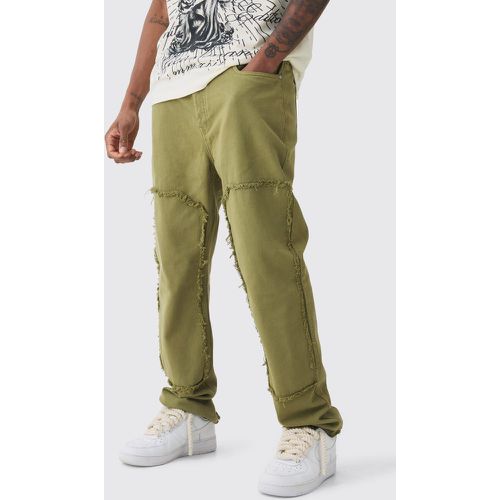 Pantaloni Tall Slim Fit sovratinti da Carpernte color kaki - boohoo - Modalova