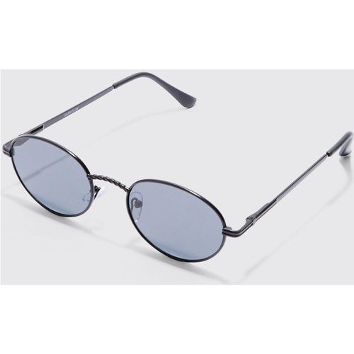 Oval Metal Frame Sunglasses In Black - boohoo - Modalova
