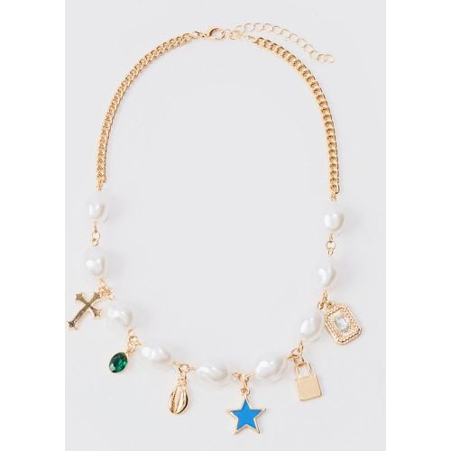 Collana a catena con perle e pendenti misti color oro - boohoo - Modalova