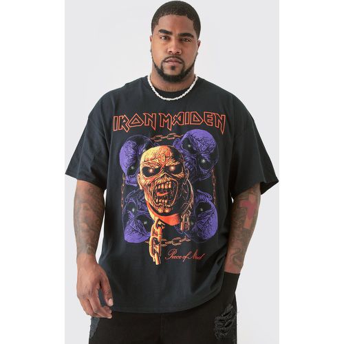 T-shirt Plus Size ufficiale con stampa Iron Maiden - boohoo - Modalova