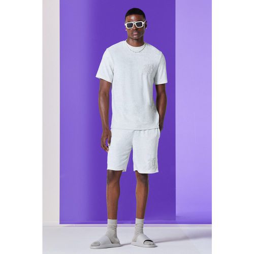 Set T-shirt Regular Fit in spugna con ricami di perle & pantaloncini - boohoo - Modalova