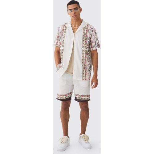 Pantalón Corto Y Camisa Oversize Efecto Lino Con Estampado De Mosaico - boohoo - Modalova