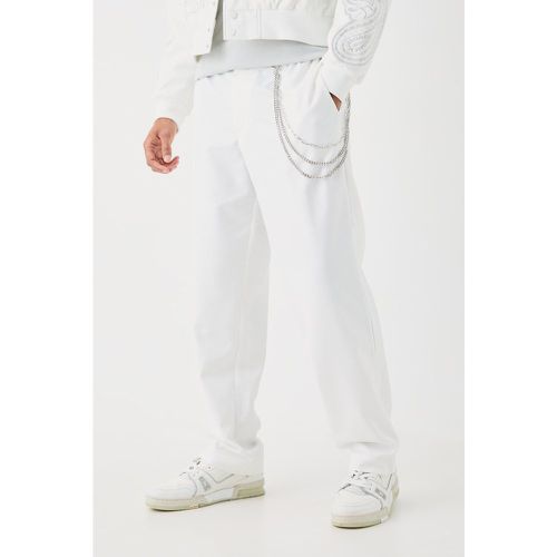 Relaxed Fit Tailored Trouser With Chain In White - boohoo - Modalova