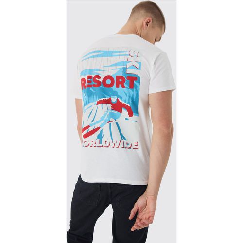 Camiseta Man Regular Con Estampado De Estación De Esquí - boohoo - Modalova