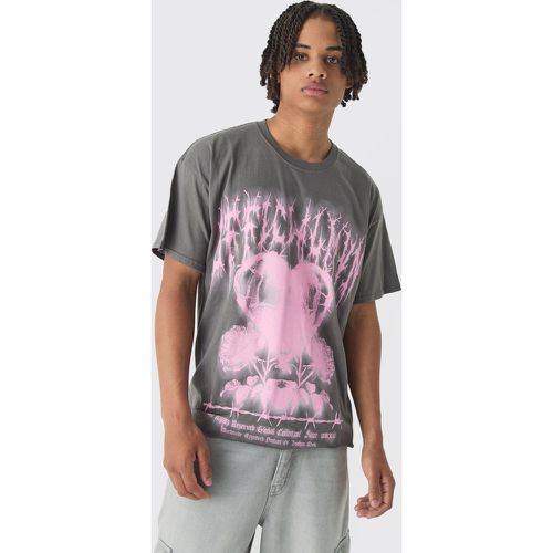 T-shirt squadrata oversize con stampa gotica a cuori e smagliature - boohoo - Modalova