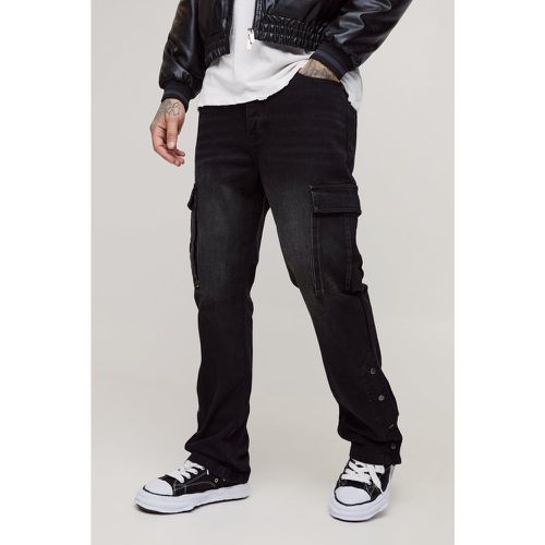 Pantaloni Cargo Tall pesanti Slim Fit in twill con bottoni a pressione sul fondo - boohoo - Modalova