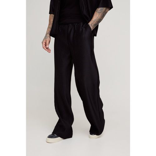 Pantaloni Tall a gamba ampia con pieghe - boohoo - Modalova