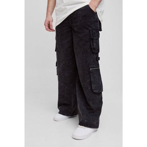 Pantaloni Cargo Tall in twill slavato con pieghe sul ginocchio e tasche Cargo - boohoo - Modalova