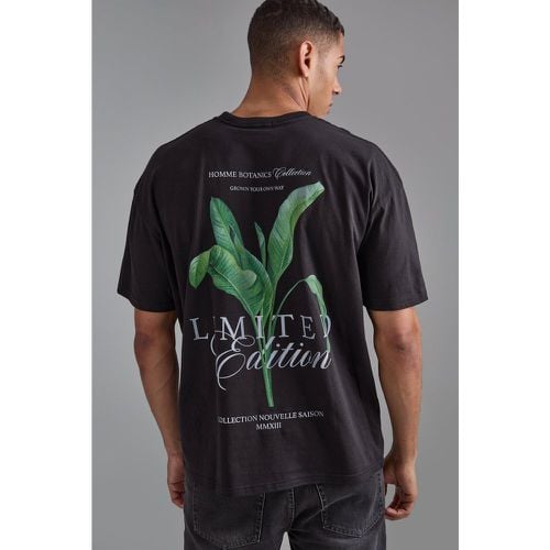T-shirt oversize con grafica di piante - boohoo - Modalova