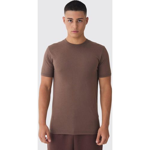 T-shirt attillata, Brown - boohoo - Modalova