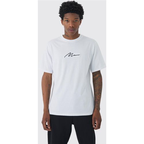 Man Signature Embroidered T-Shirt - boohoo - Modalova