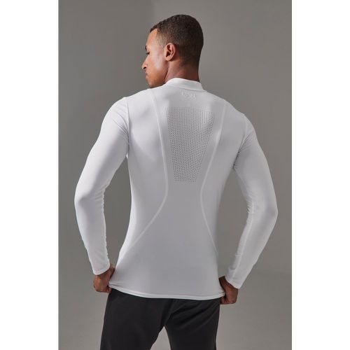 Maglia intima a collo alto Man Active traforata a maniche lunghe - boohoo - Modalova