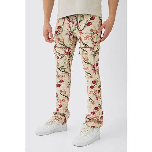 Pantalón Cargo Ajustado De Campana Con Estampado De Tapiz Y Flores - boohoo - Modalova