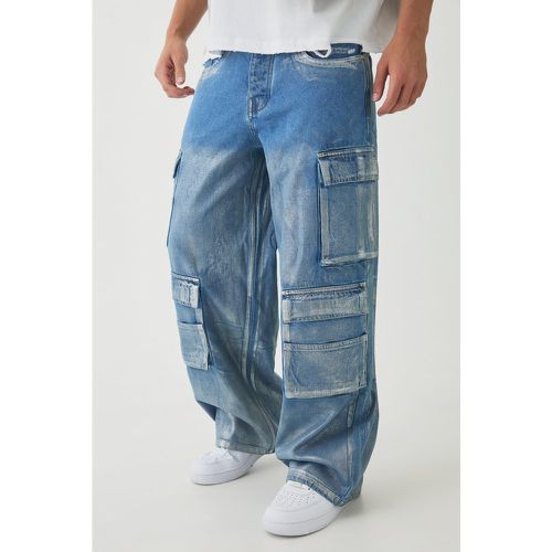 Jeans Cargo extra comodi in denim rigido rivestito in denim metallizzato - boohoo - Modalova