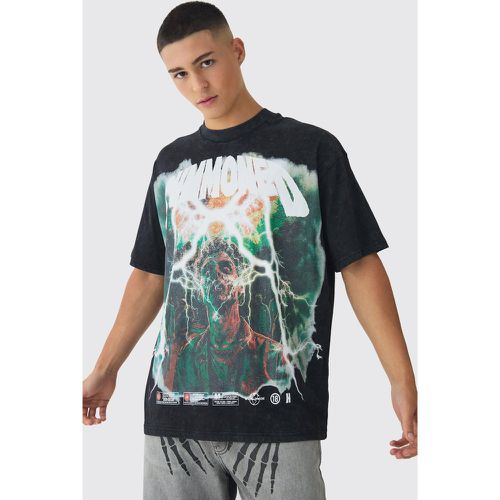 Oversized Extended Neck Large Scale Summoned Print Acid Wash T-Shirt - boohoo - Modalova