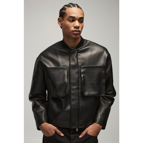 Giacca Bomber Squadrata In Pu Effetto Opaco - boohoo - Modalova