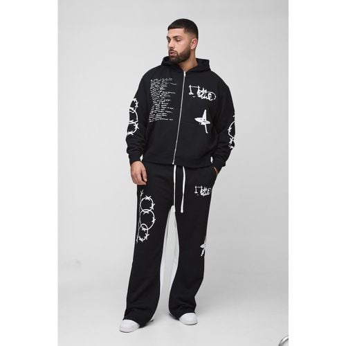 Tuta sportiva Plus Size oversize stile Graffiti con inserti, zip, inserti e cappuccio - boohoo - Modalova