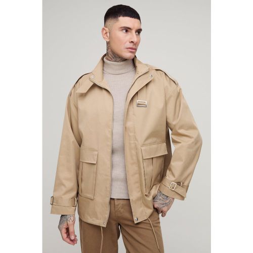 Cappotto Trench Tall squadrato oversize stile Cargo - boohoo - Modalova