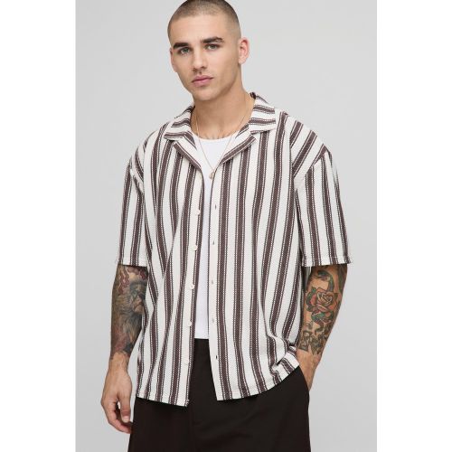 Camicia oversize a maniche corte con colletto - boohoo - Modalova