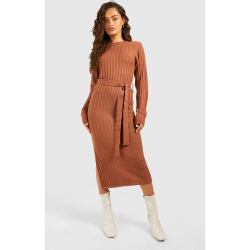 Vestido Midi De Punto Y Canalé Con Cinturón - boohoo - Modalova