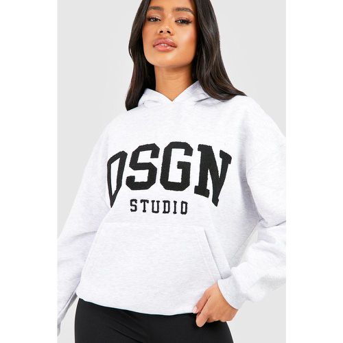 Felpa oversize con slogan Dsgn, applique in spugna e cappuccio - boohoo - Modalova