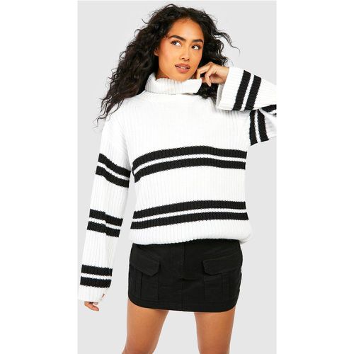 Maglione a collo alto a righe miste - boohoo - Modalova