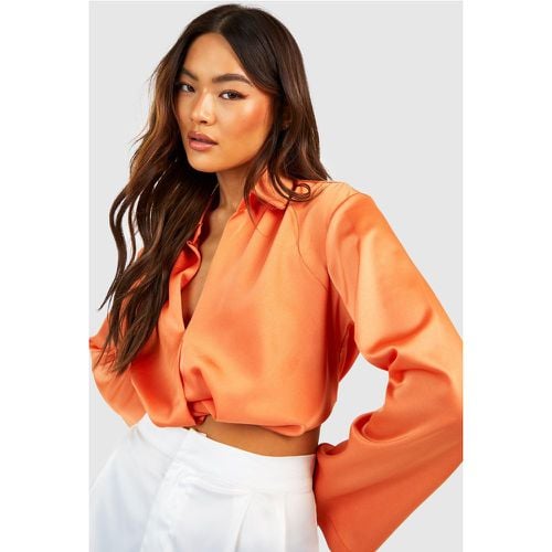 Camisa De Raso Drapeada, Naranja - boohoo - Modalova