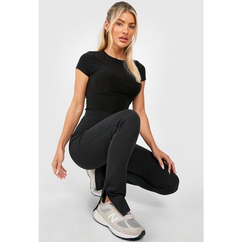 Leggings Deportivos Con Abertura En El Bajo - boohoo - Modalova