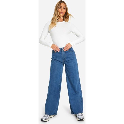 Jeans a gamba ampia Basics a vita alta - boohoo - Modalova