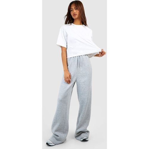 Pantaloni tuta Tall Basic a gamba ampia - boohoo - Modalova