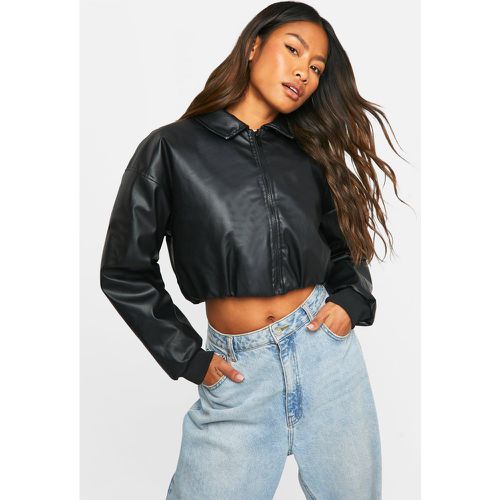 Chaqueta Crop De Cuero Sintético Con Cuello - boohoo - Modalova