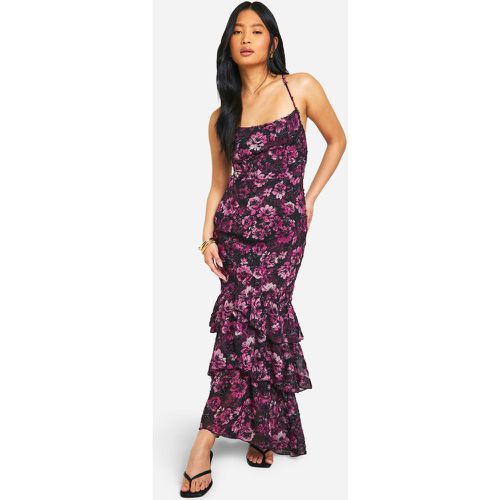 Vestito maxi Petite in chiffon a fiori con trama e arricciature - boohoo - Modalova