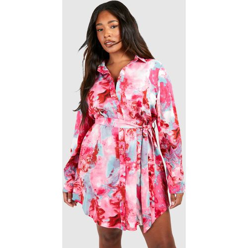 Vestido Camisero Plus Con Cinturón Y Estampado Efecto Mármol - boohoo - Modalova