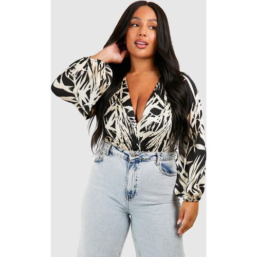 Body Plus Size con stampa a fiori e pieghe - boohoo - Modalova