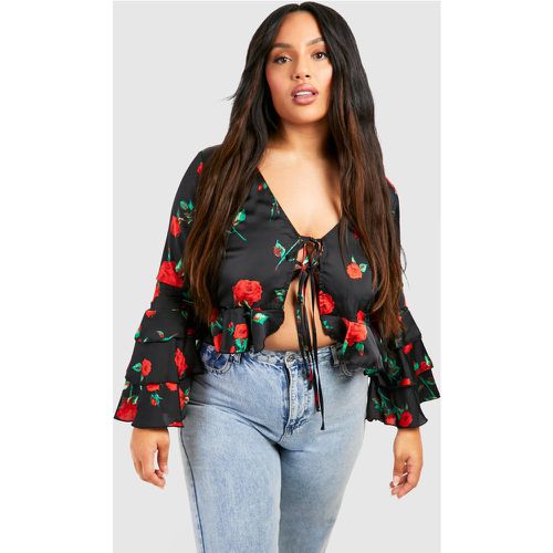 Top Plus Con Volante Y Estampado De Rosas - boohoo - Modalova