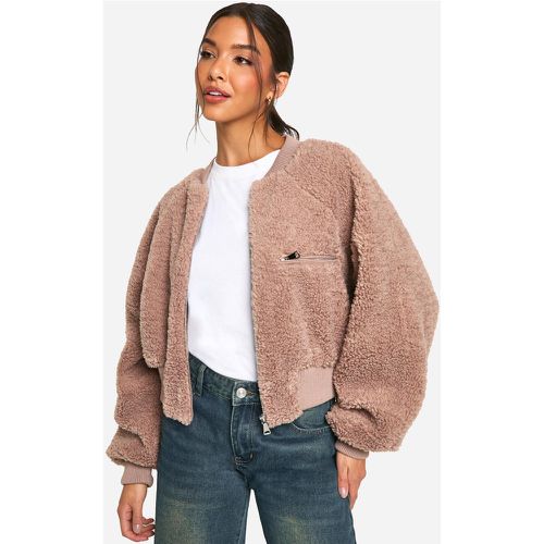 Chaqueta Bomber De Borreguito Y Canalé - boohoo - Modalova