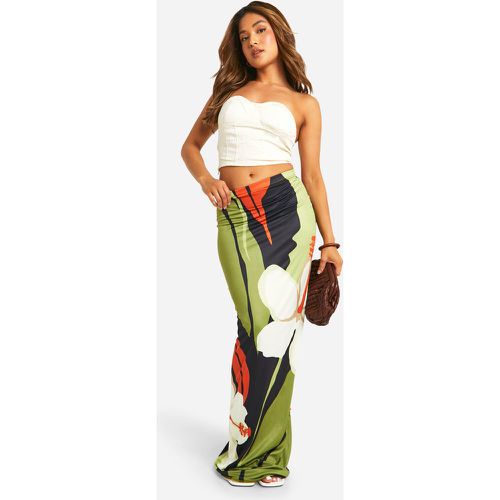 Falda Tall Maxi Ceñida Con Estampado Abstracto - boohoo - Modalova