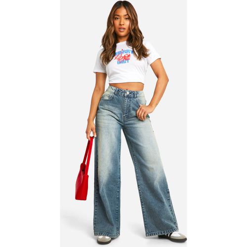 Jeans a gamba ampia Petite Basics a vita alta - boohoo - Modalova