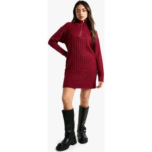 Miniabito oversize in maglia morbida a coste spesse con zip sul colletto - boohoo - Modalova